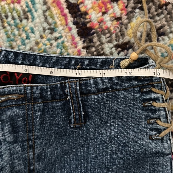 Vintage y2k Bratz mudd lace up side capris - Picture 5 of 9